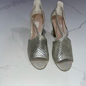 Seychelles Silver Peep Toe Heels women’s 7.5